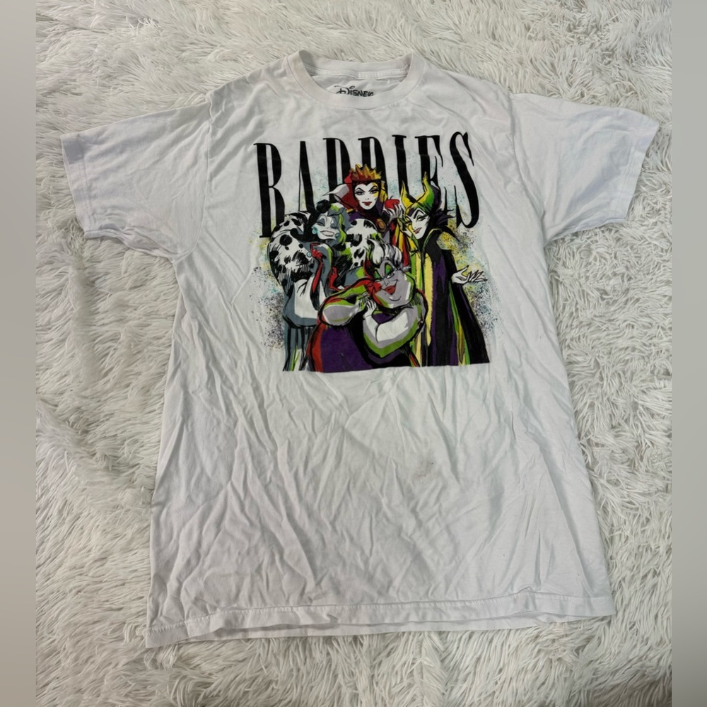 women’s disney baddies graphic tshirt